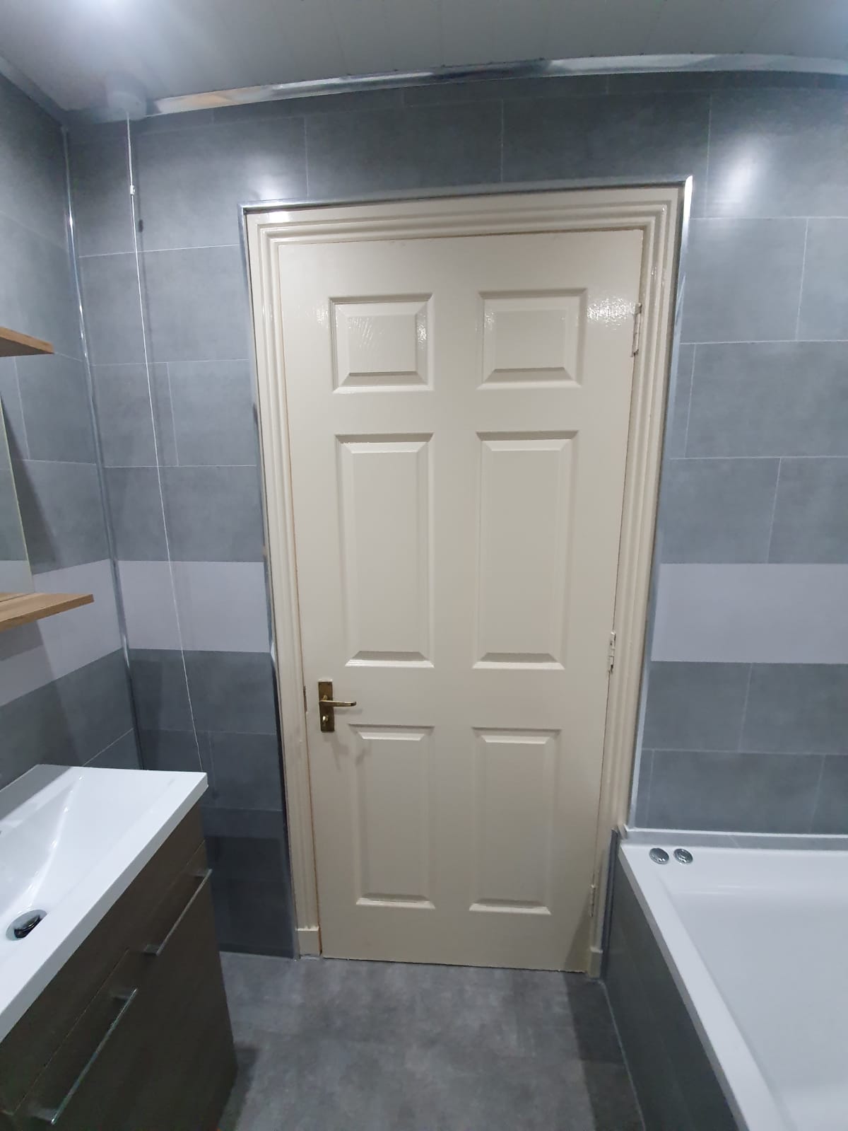 Bathroom installation 206 by Bathroom Adaptations