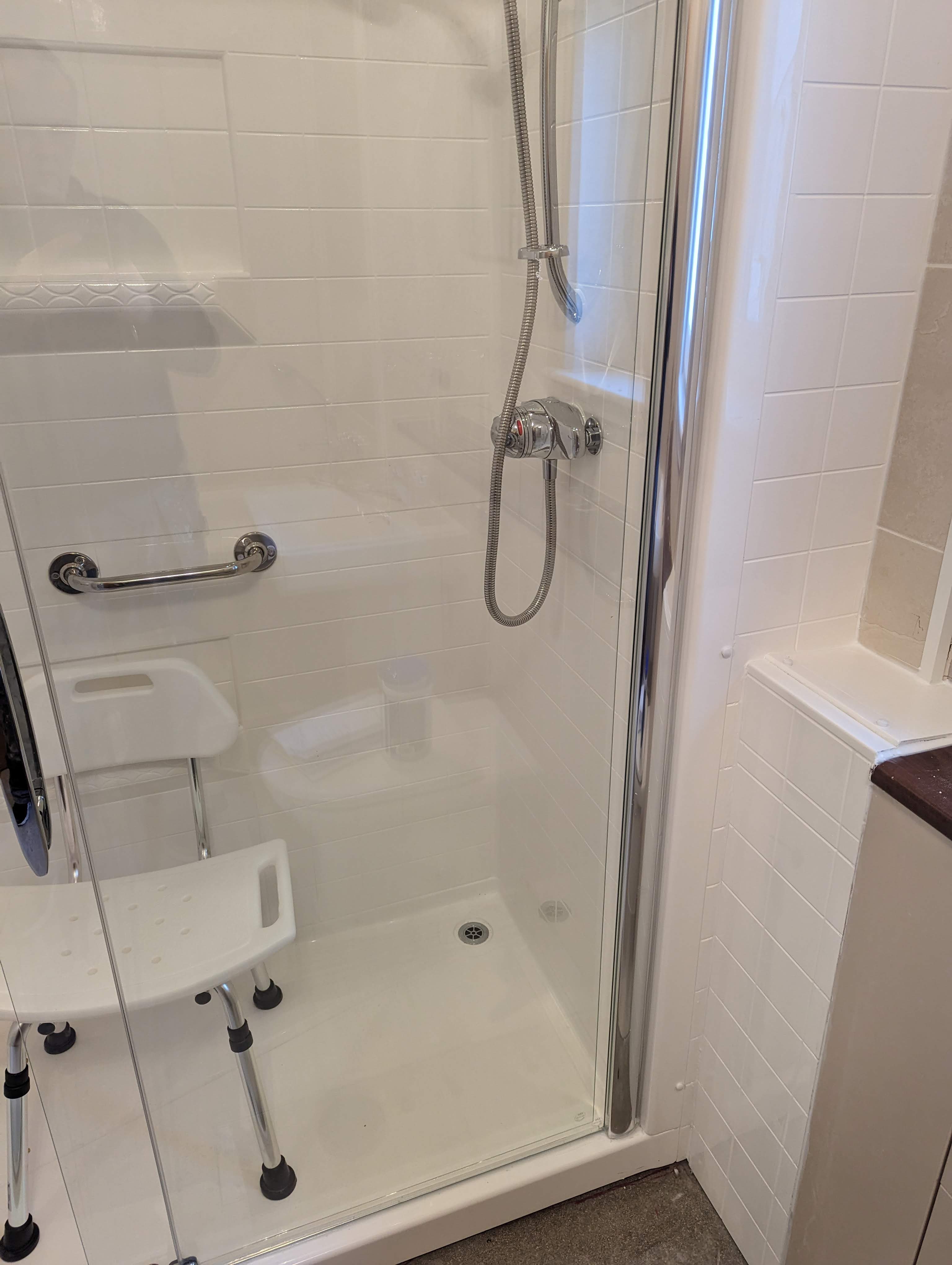 Bathroom installation 422 by Bathroom Adaptations
