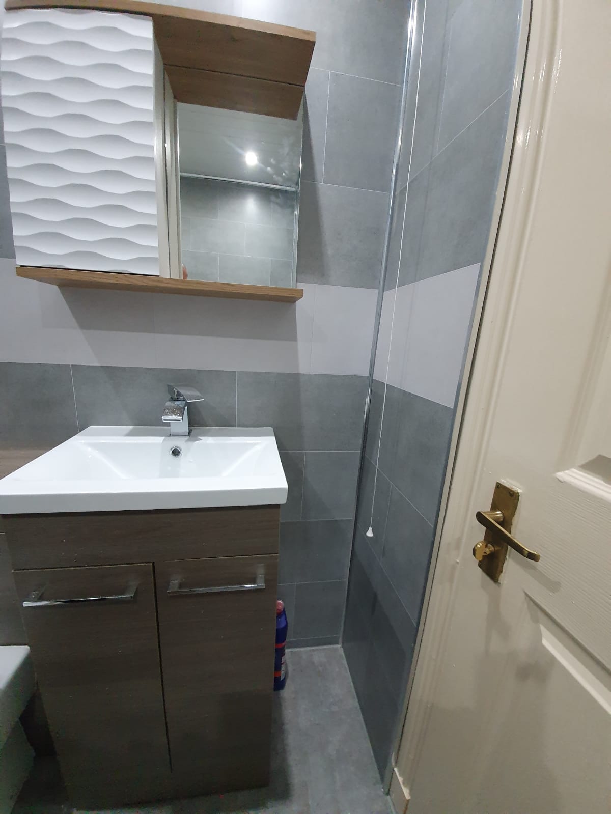 Bathroom installation 528 by Bathroom Adaptations