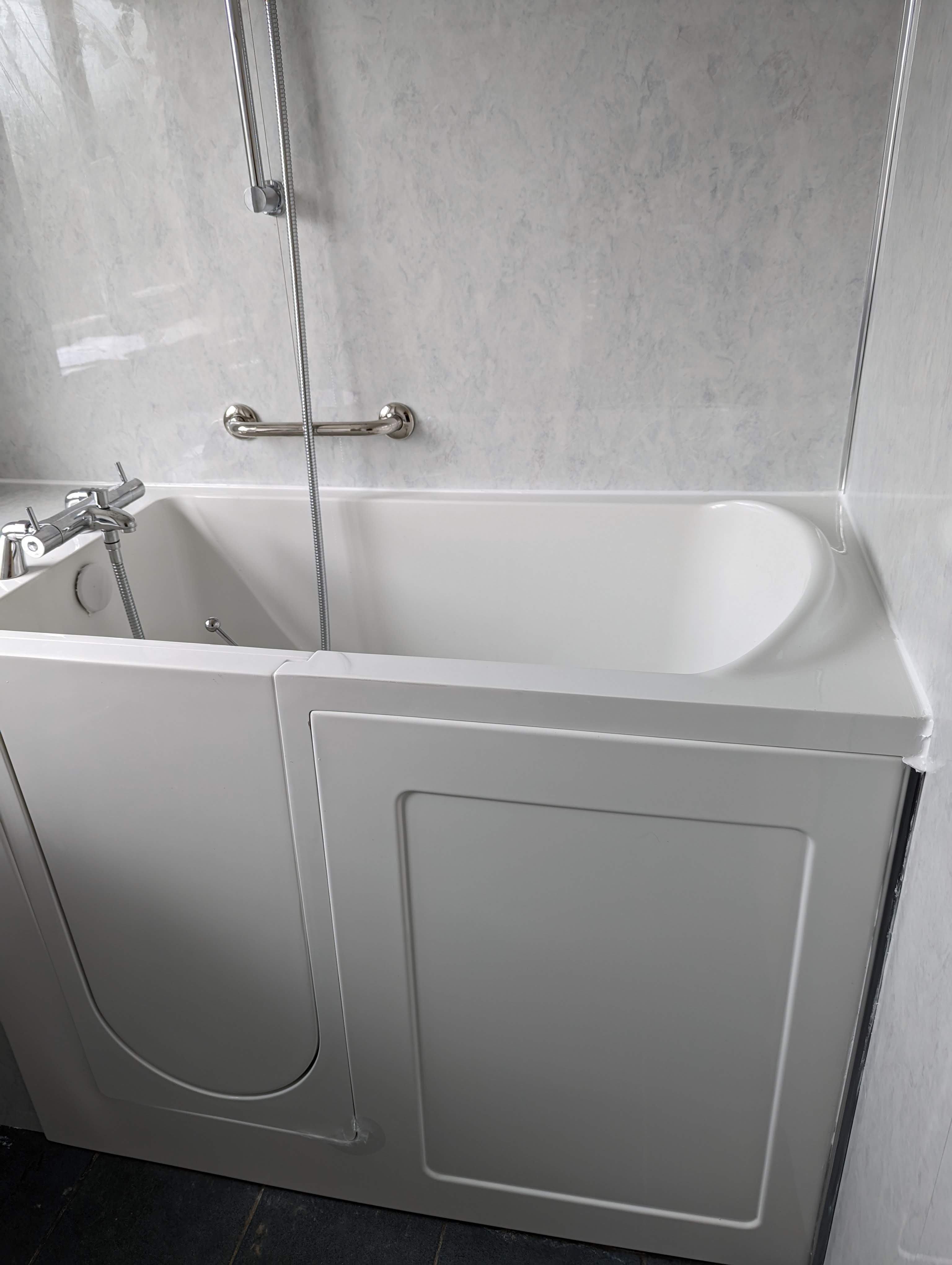 Bathroom installation 321 by Bathroom Adaptations