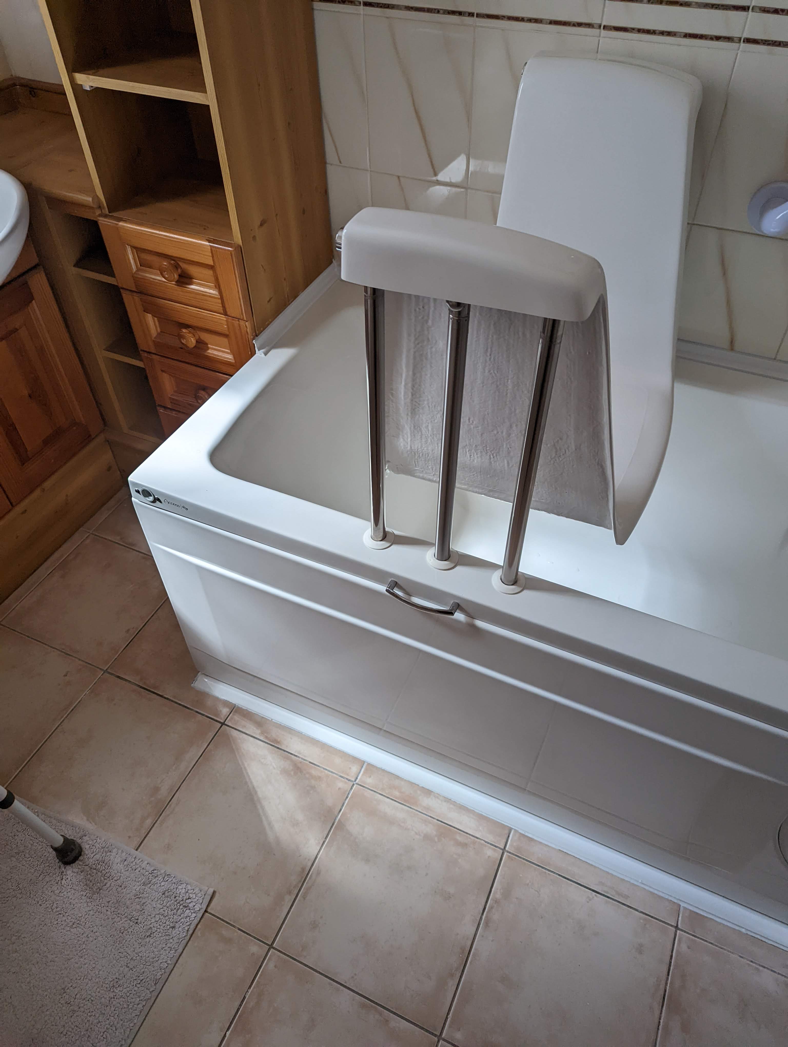 Bathroom installation 476 by Bathroom Adaptations