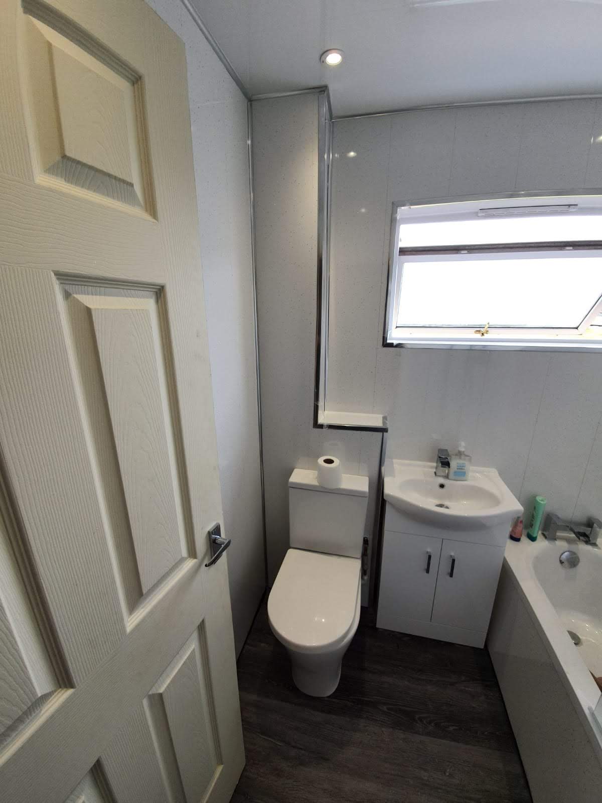 Bathroom installation 503 by Bathroom Adaptations