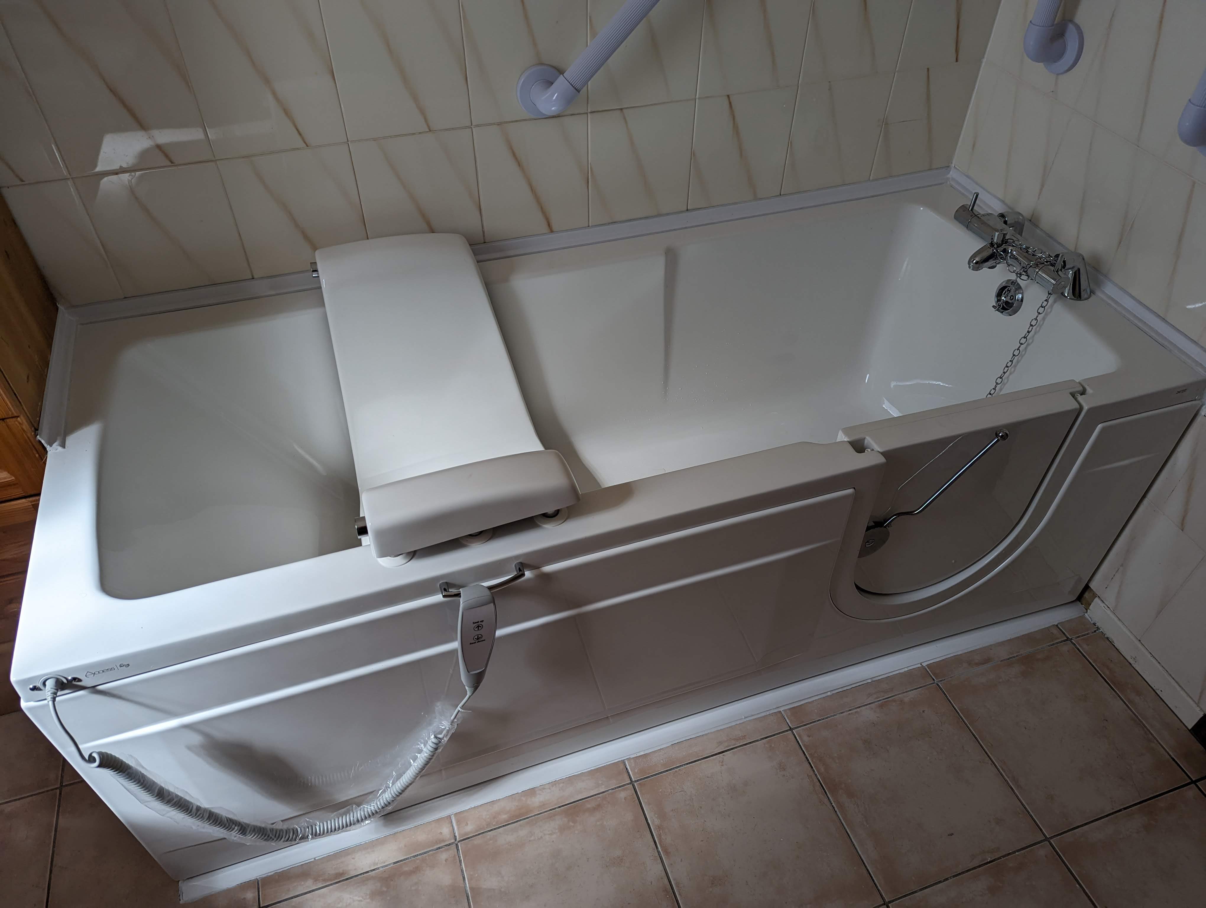 Bathroom installation 312 by Bathroom Adaptations
