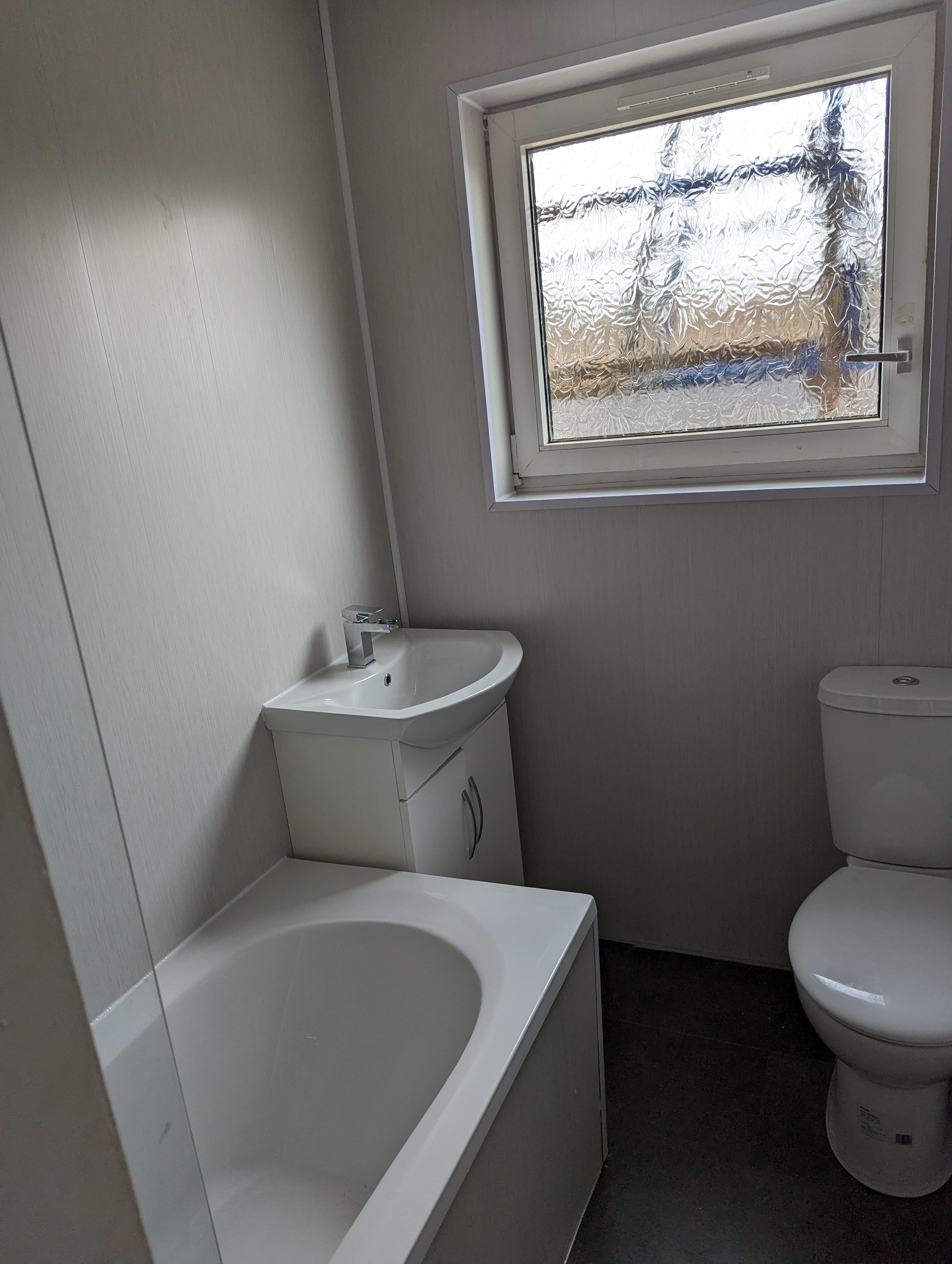 Bathroom installation 415 by Bathroom Adaptations