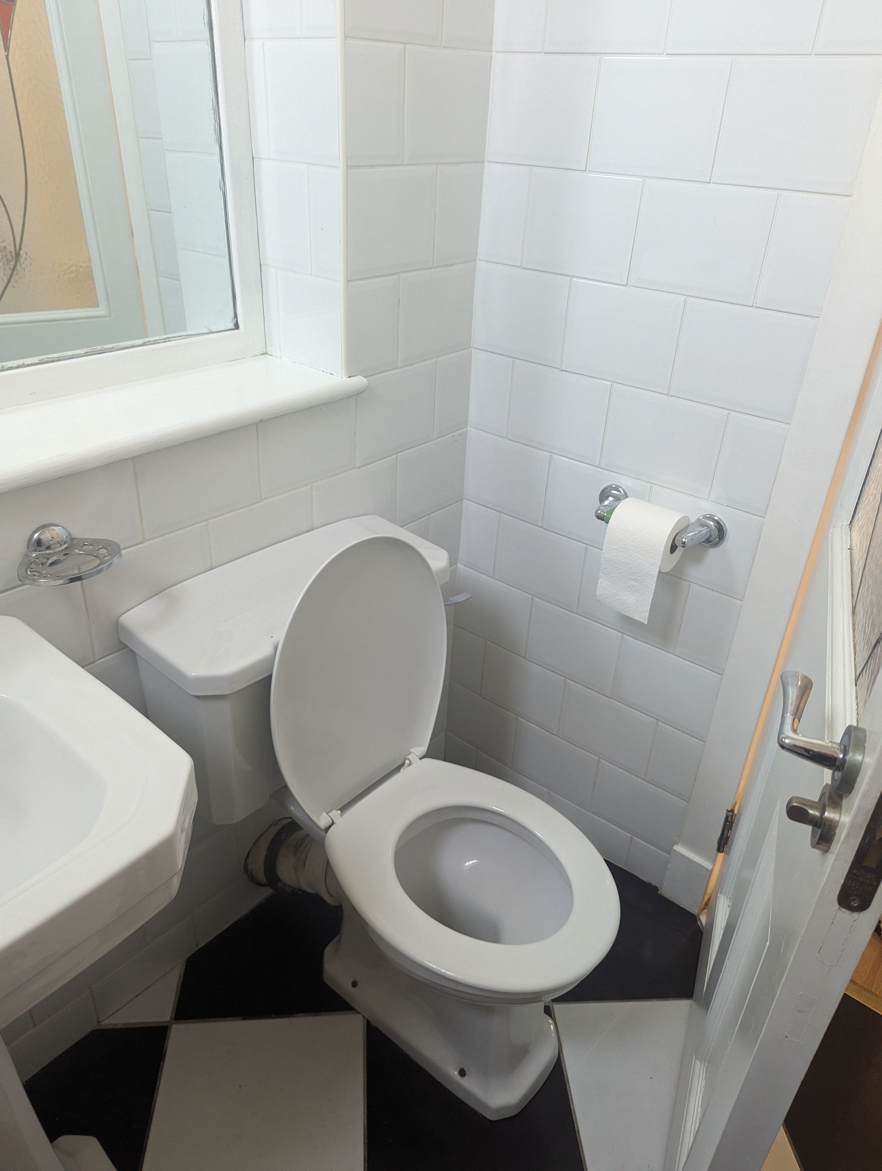 Bathroom installation 618 by Bathroom Adaptations