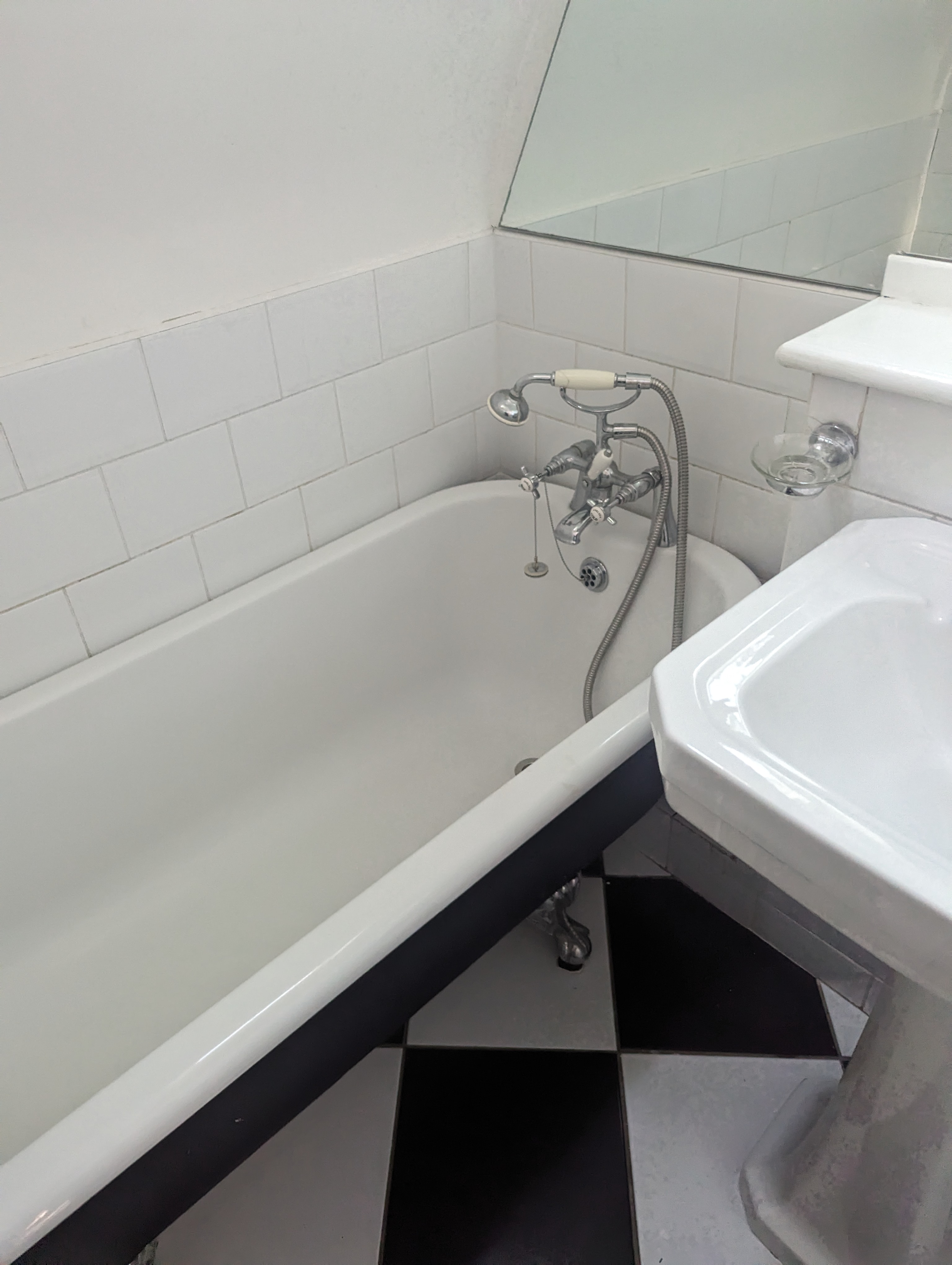 Bathroom installation 657 by Bathroom Adaptations